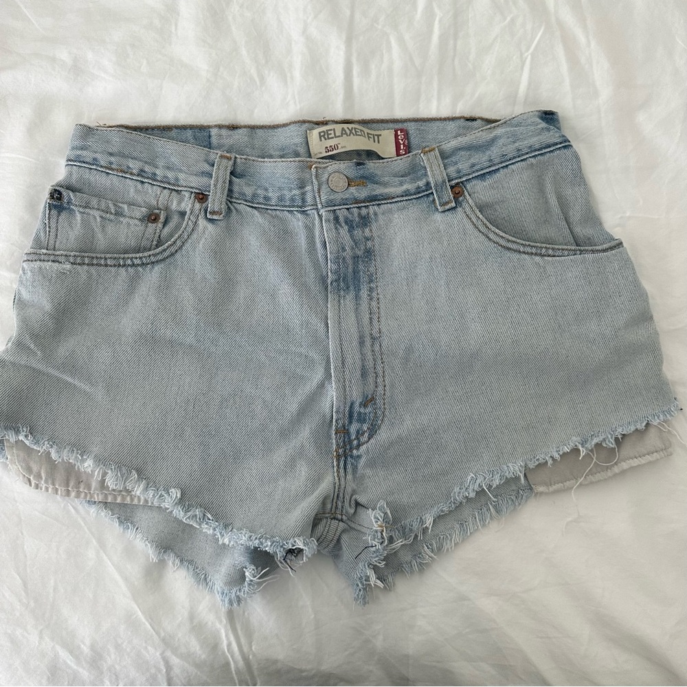 Levi’s denim shorts (light wash)